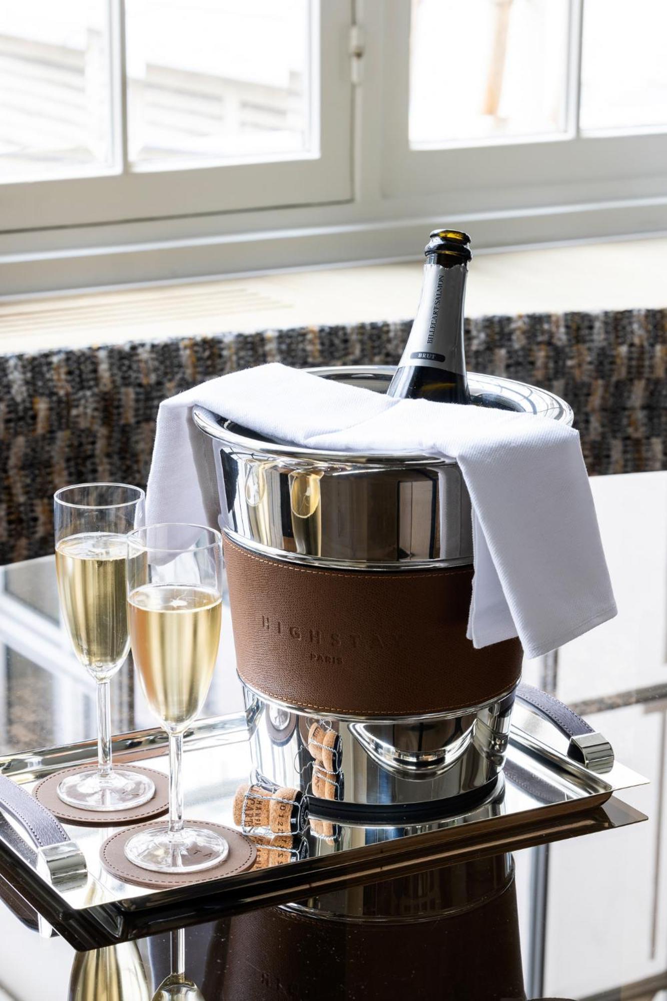 Highstay - Luxury Serviced Apartments - North Marais 2 Parigi Esterno foto